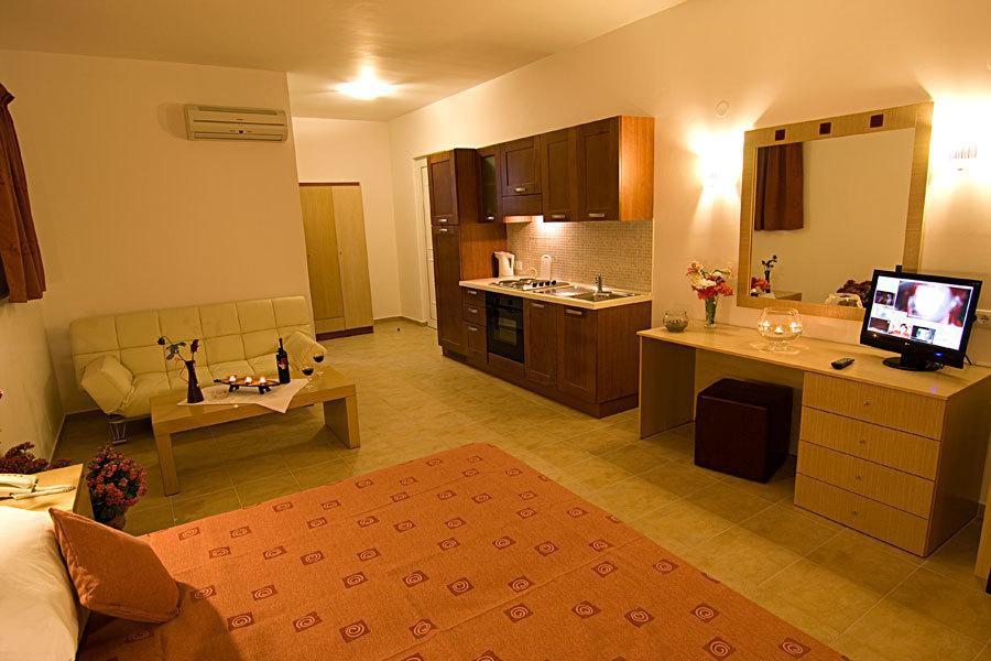 Lindos Blue Sky Aparthotel Kültér fotó